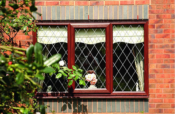 casement-windows-colour-glass-slider-img1
